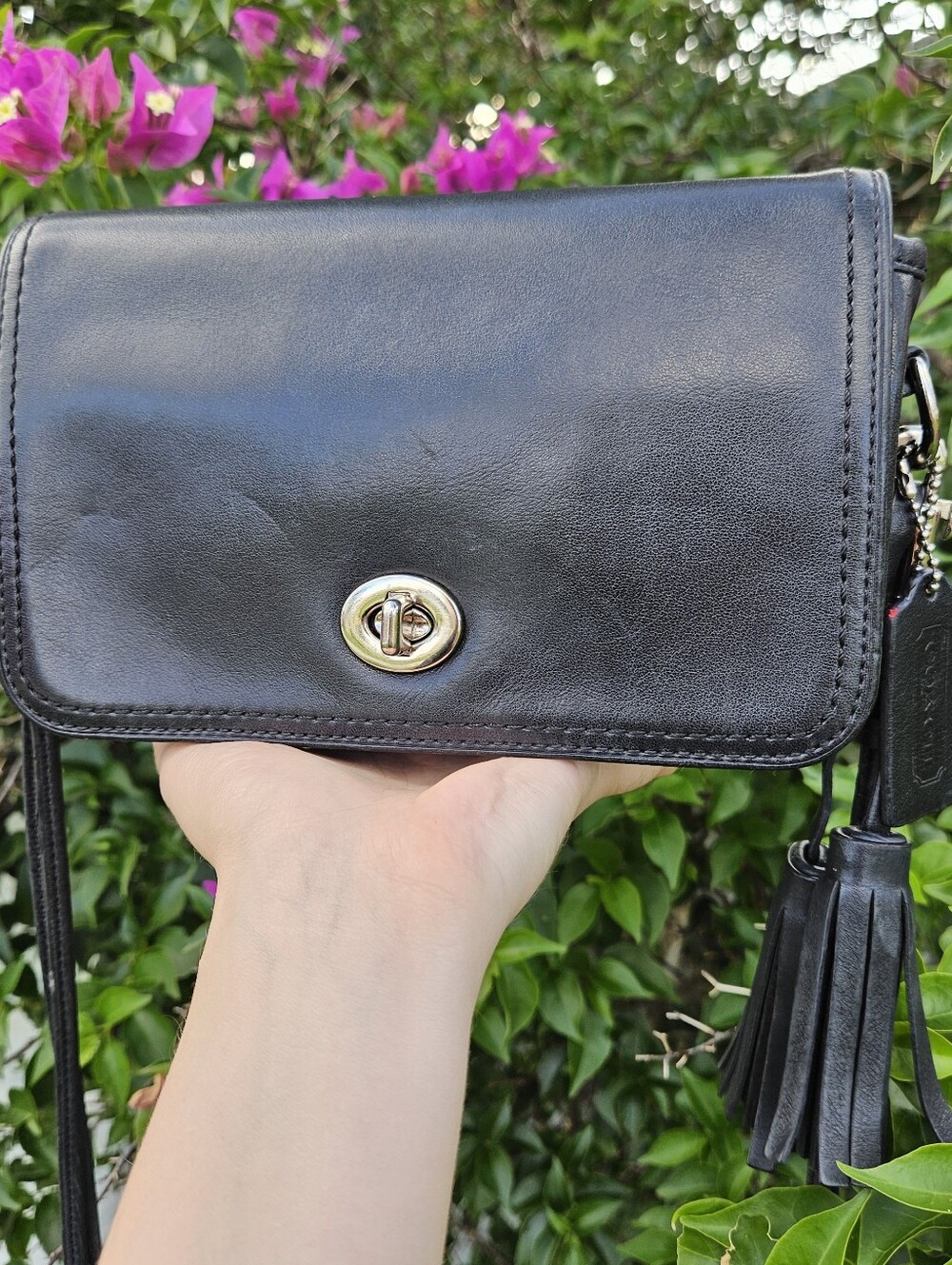 Authentic Coach Legacy Leather Flap Crossbody – Style 19914